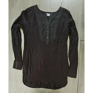 Vince Trapunto Black Tunic Top XS Tuxedo Front Roll Tab Sleeve Crinkle Gauze